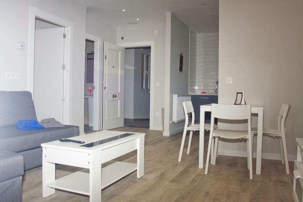 Apartamentos Gyc Viviendas Gold León Dış mekan fotoğraf